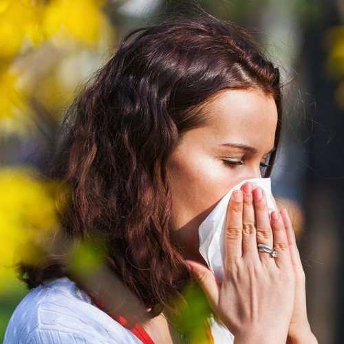 تأثیر واکنش‌های آلرژیک به تغییرات آب و هوایی آیا تغییرات اقلیمی جدید باعث افزایش واکنش‌های آلرژیک می‌شوند؟
